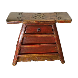 Chinese hairdresser's stool