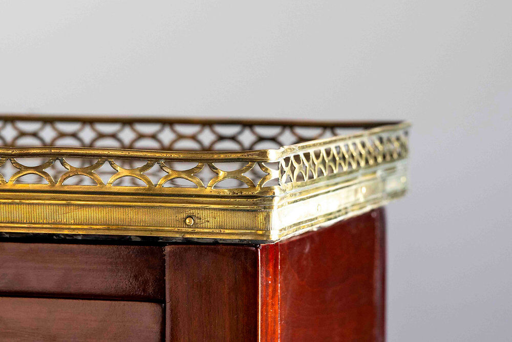 Large cylinder desk, Directoire