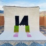 Handmade pure wool rug, size 200 x 300 cm.