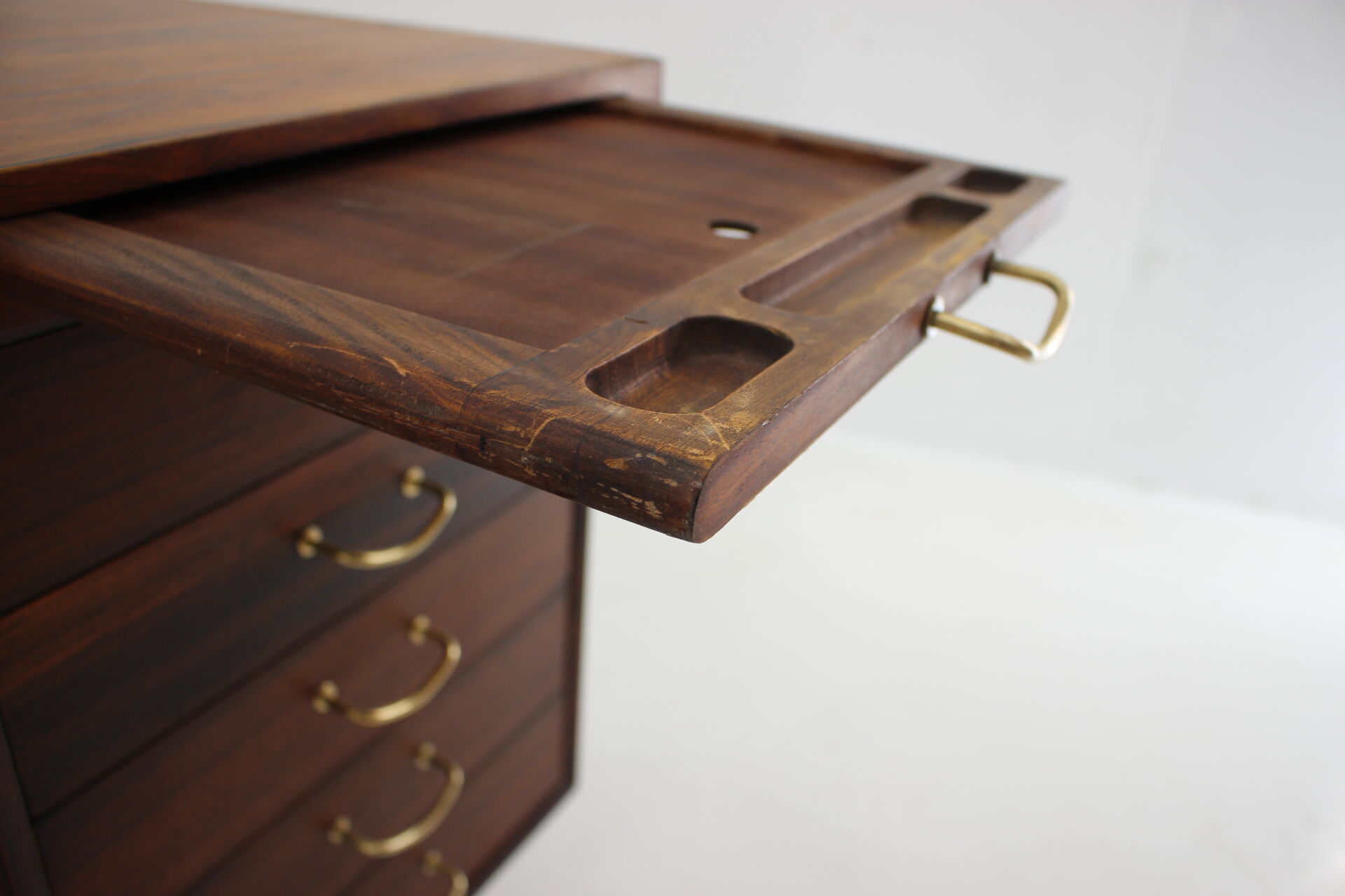 1960s Large exclusive free standing palisander desk