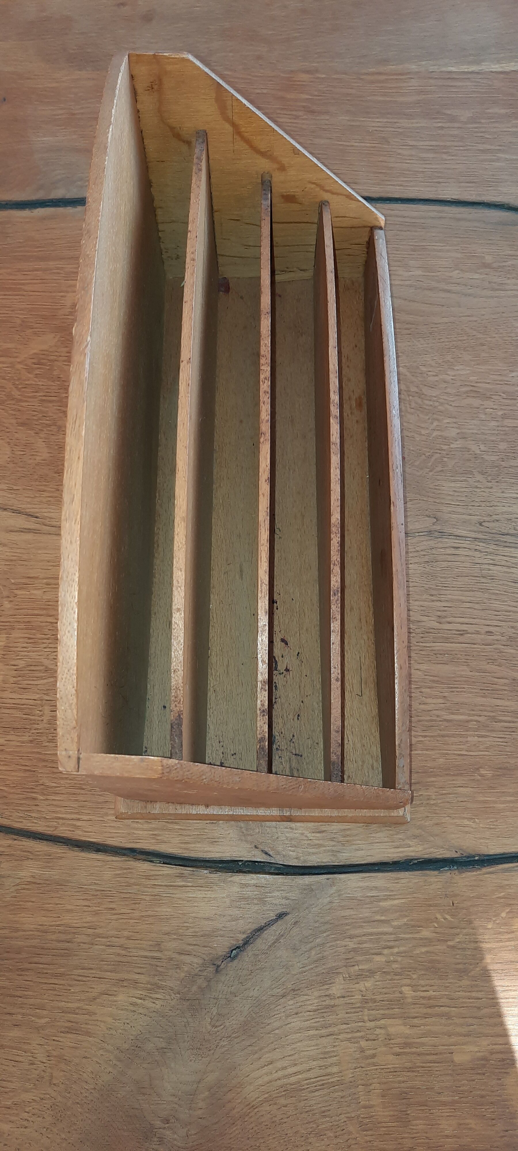 Trieur de courrier en bois vintage