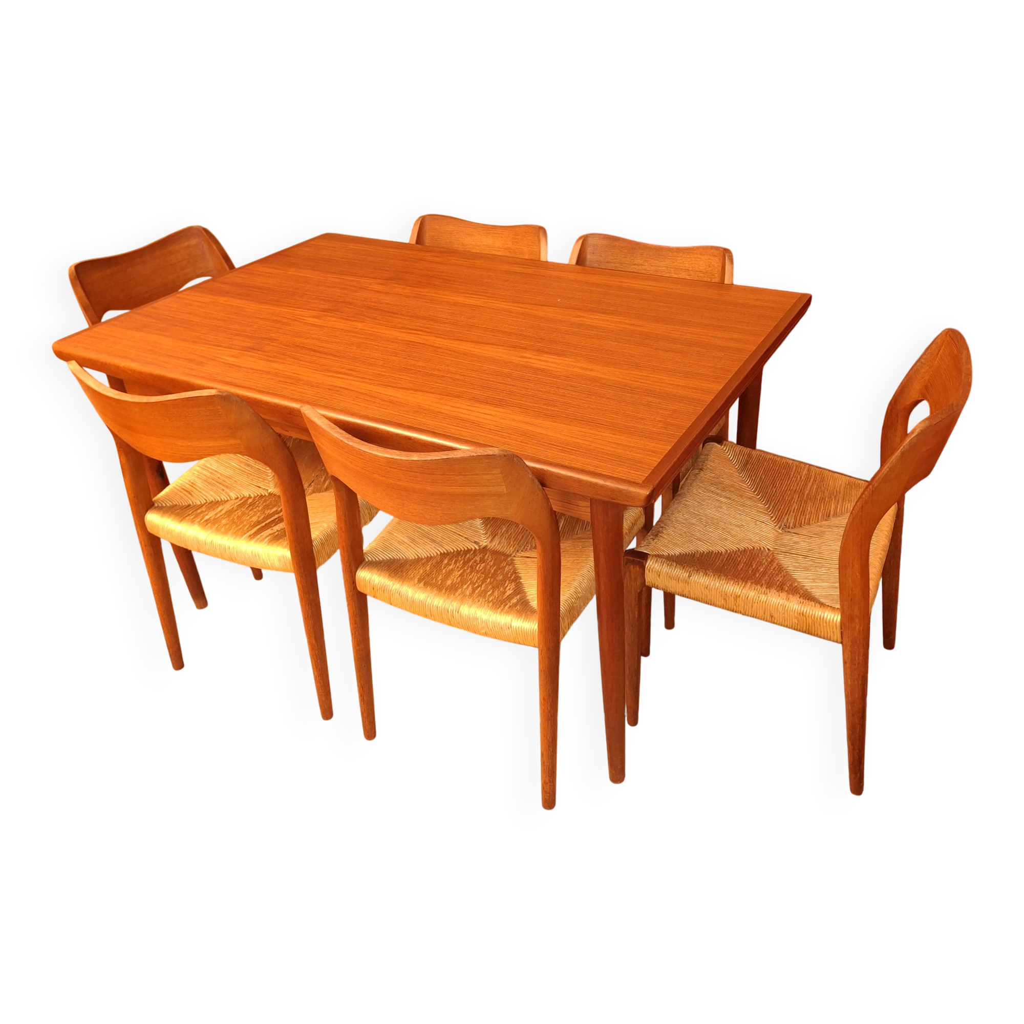 6 vintage teak chairs from the 1960s in Scandinavian style.