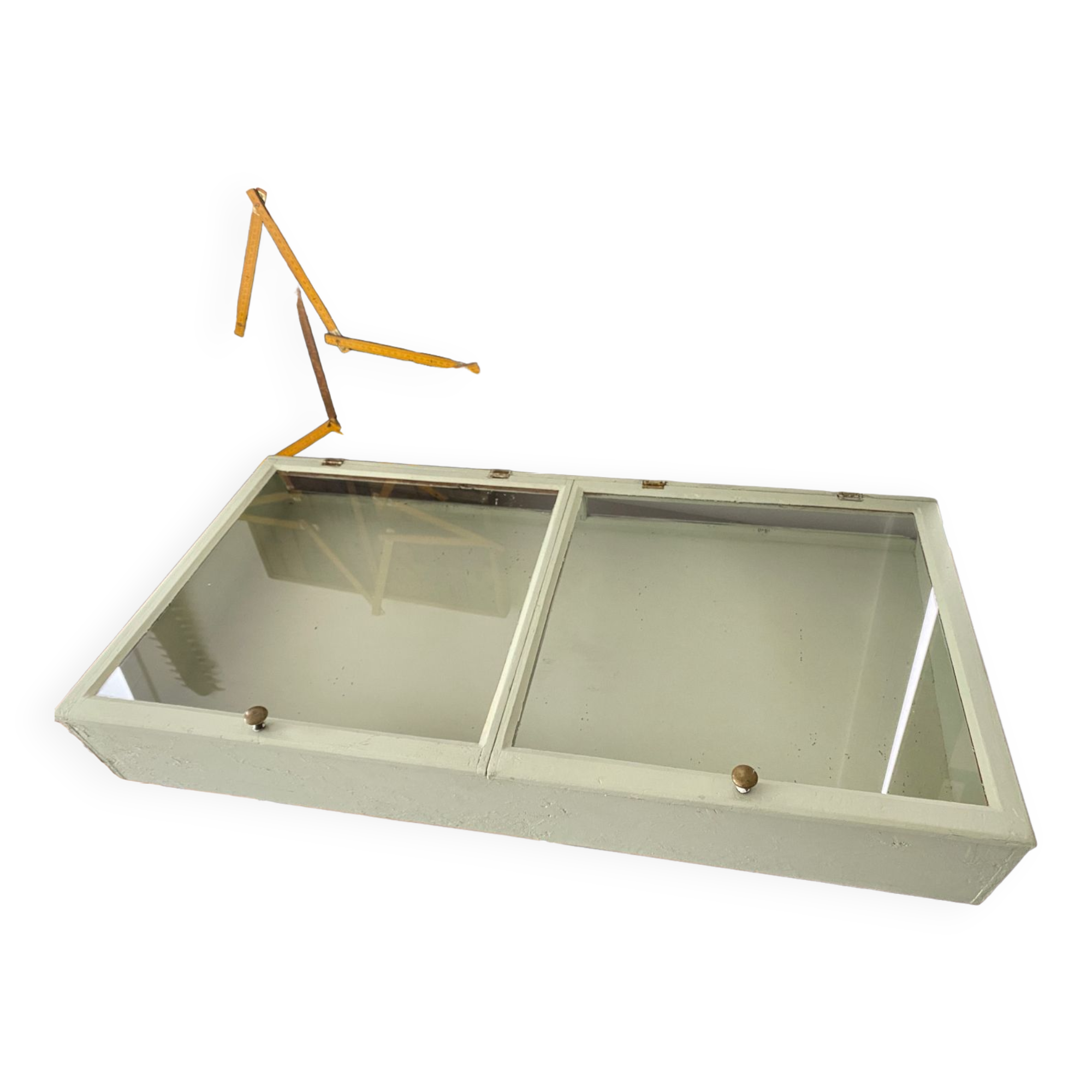 Display case with double glass