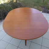 Scandinavian round table