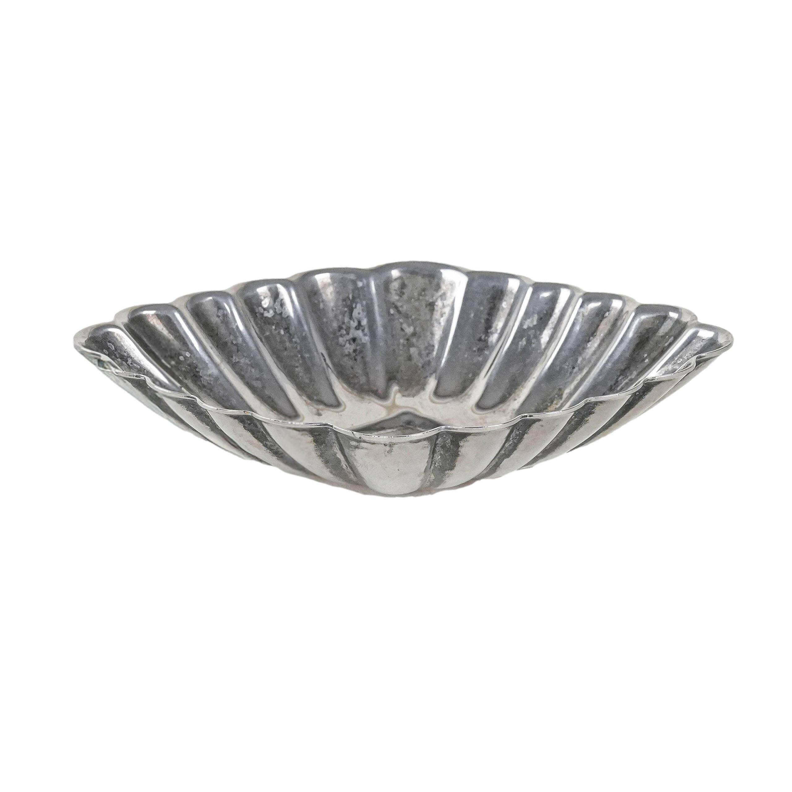 Metal platter, Italian design, 1970s, made in Italy