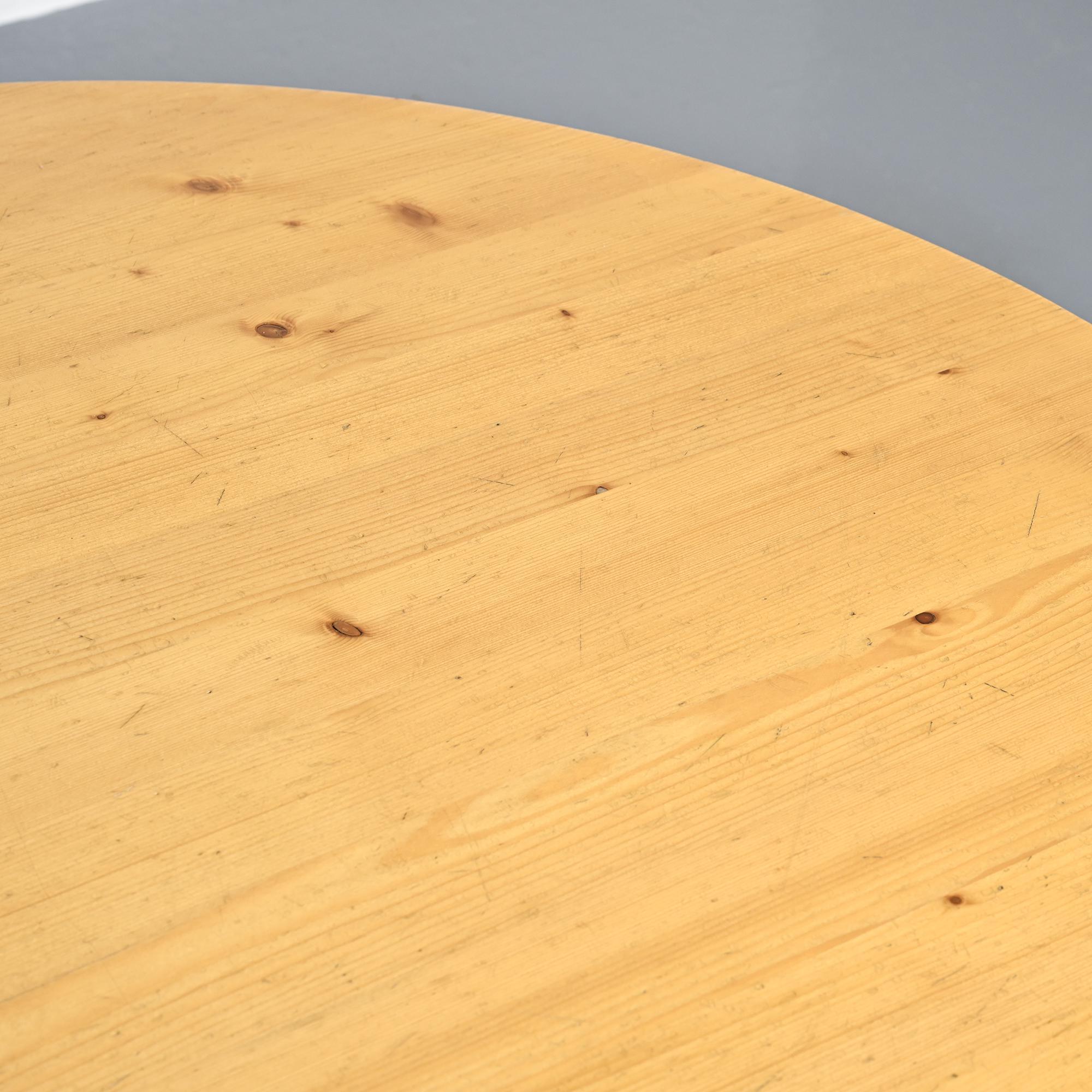 Round dining table, Méribel France, around 1970.