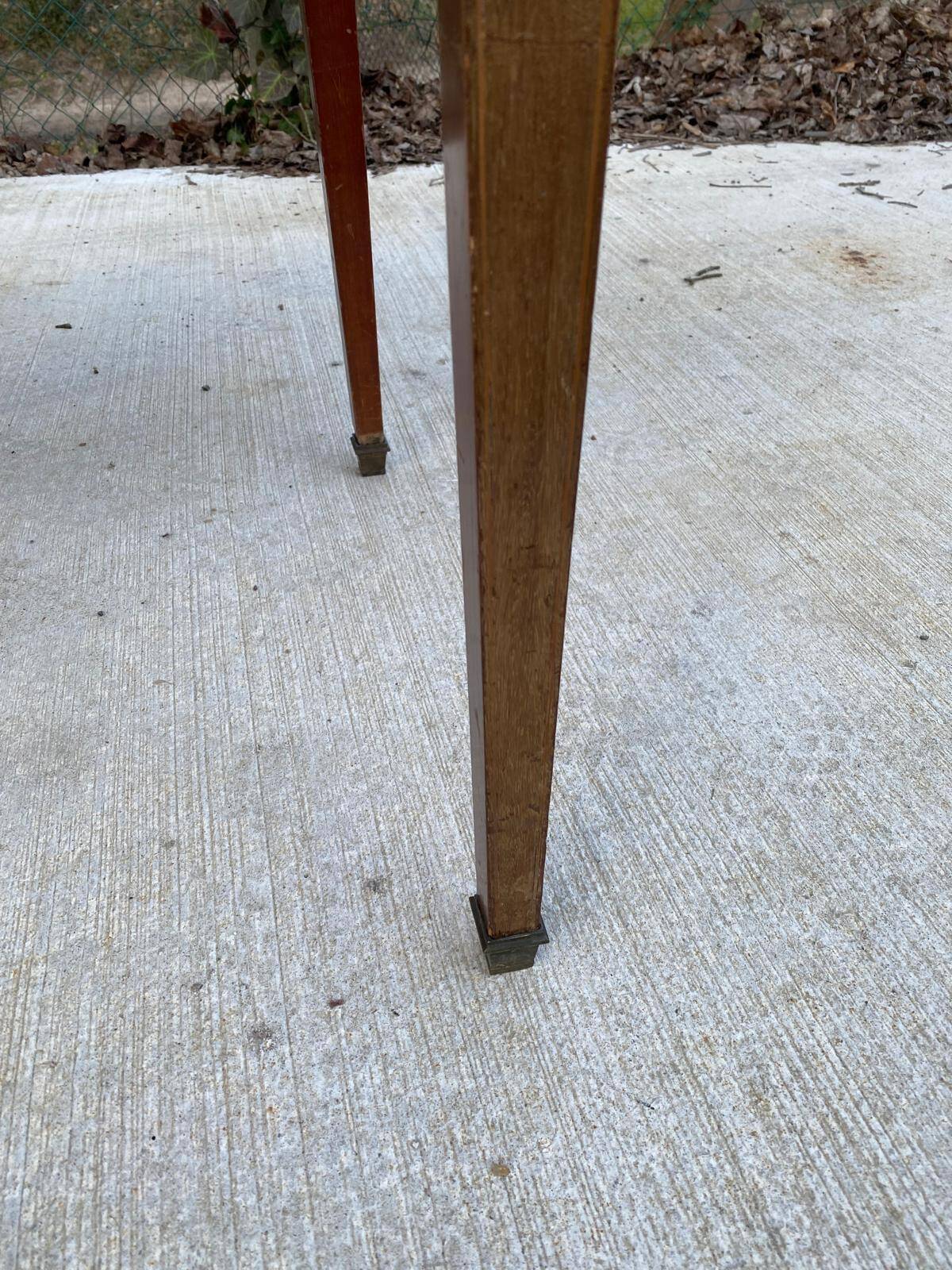 Louis XVI desk in solid wood and burgundy leather