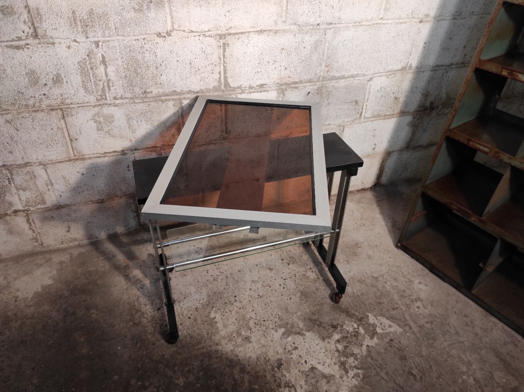 1970 glass and metal service