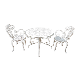 Metal garden furniture