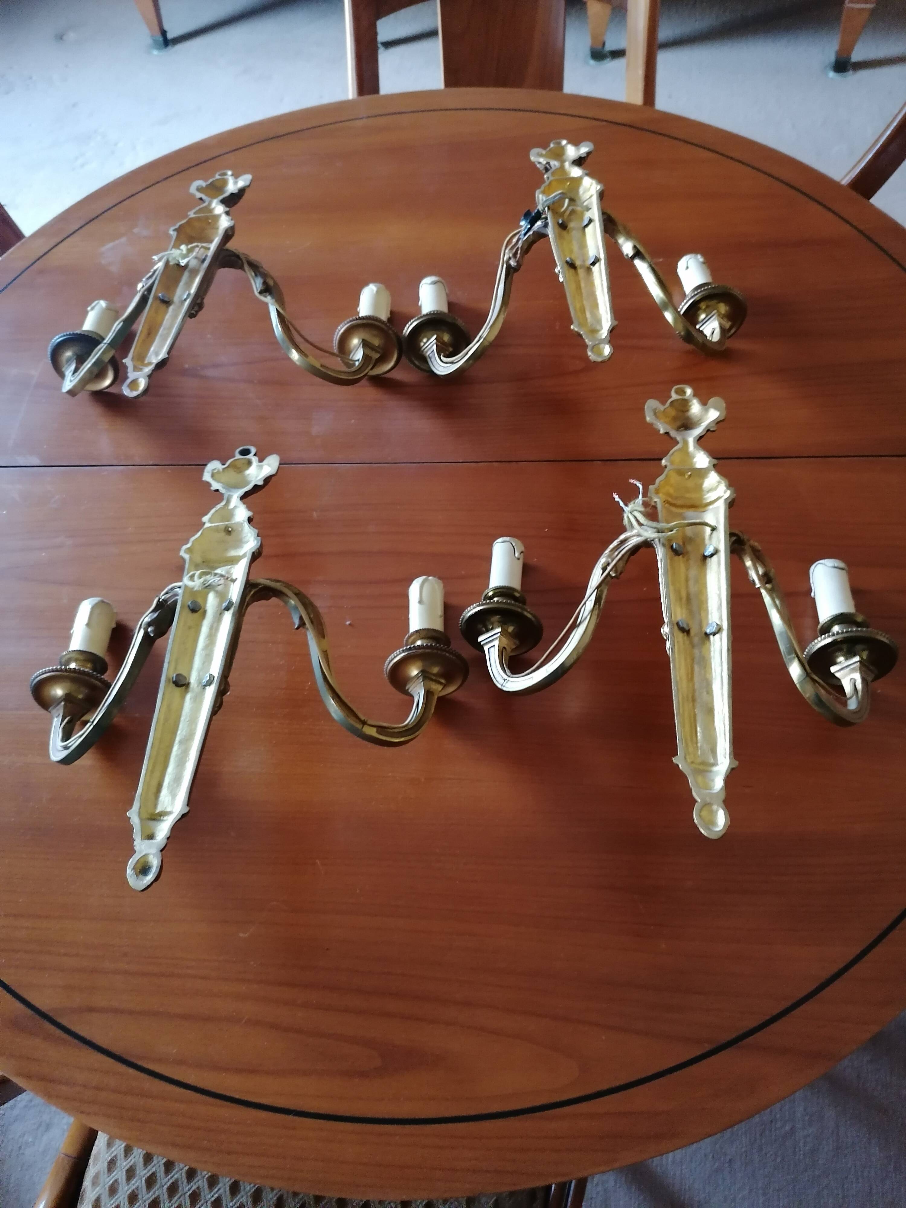 4 2-light bronze wall lights