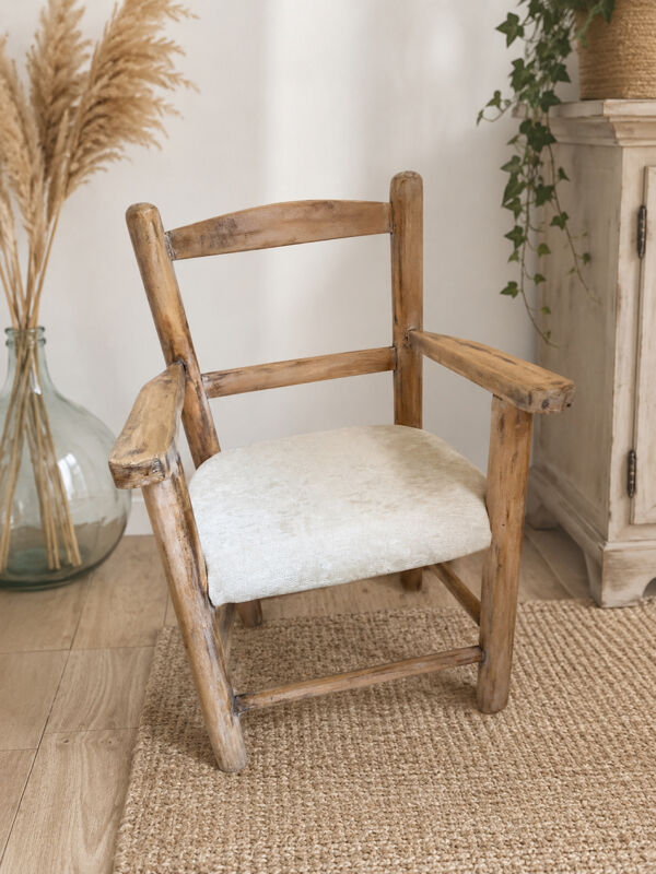 Fauteuil vintage pour enfant