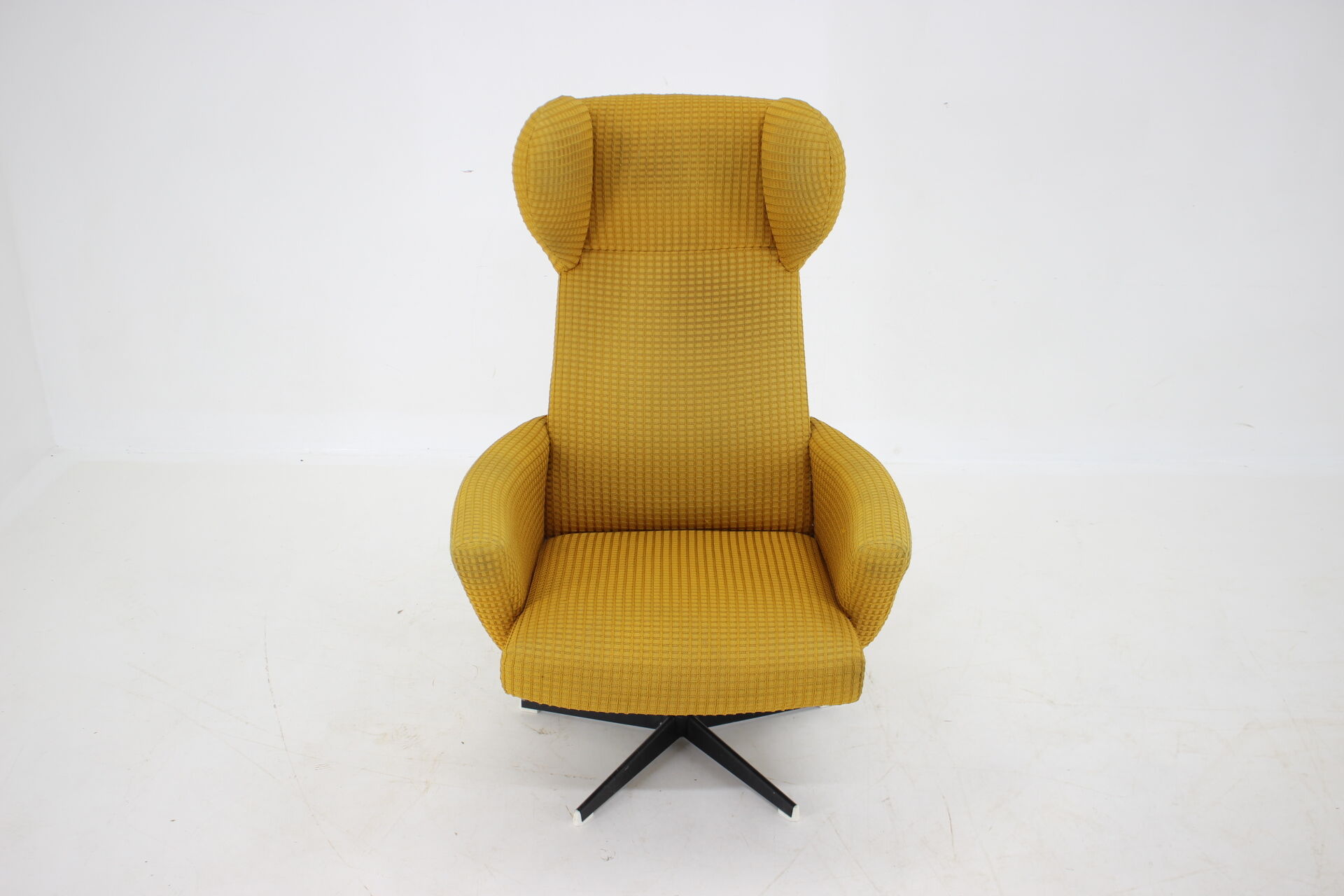 1970s Swivel Wing Chair, Czechoslovakia