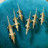 6 crocodile-shaped brass knife holders