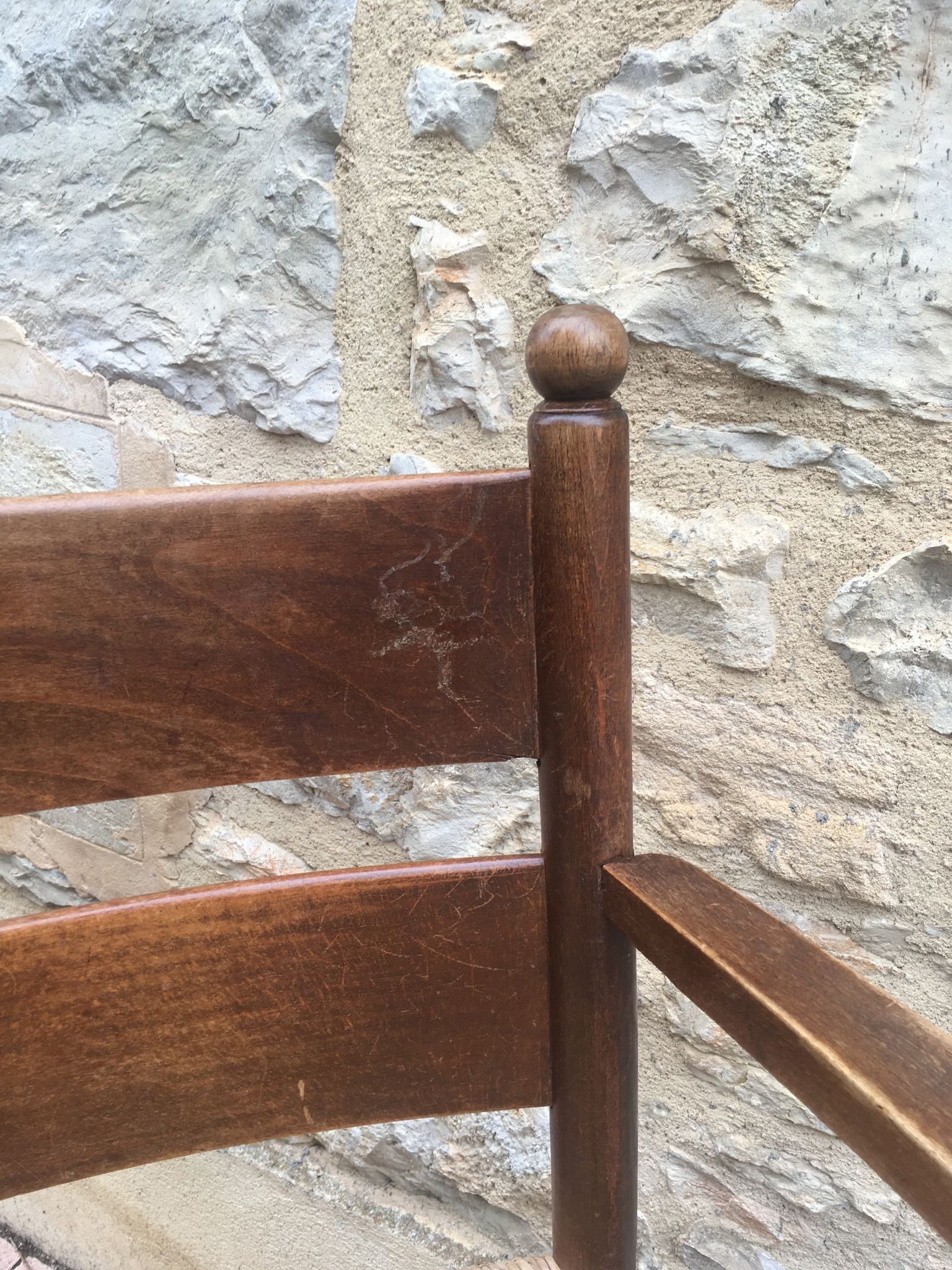 Fauteuil paillé rustique