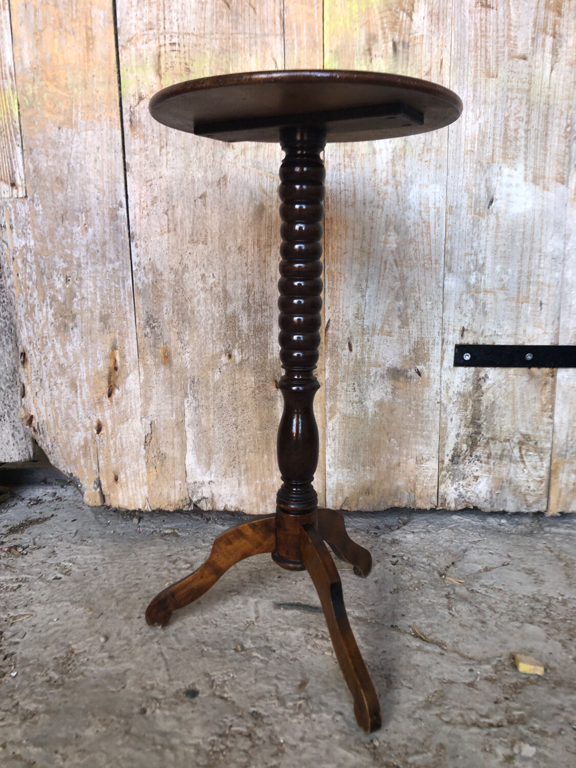 Sellette table appoint tripode bois tourné vintage
