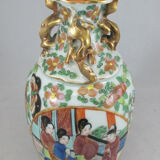 Ancient Chinese vase pink family China 19th century