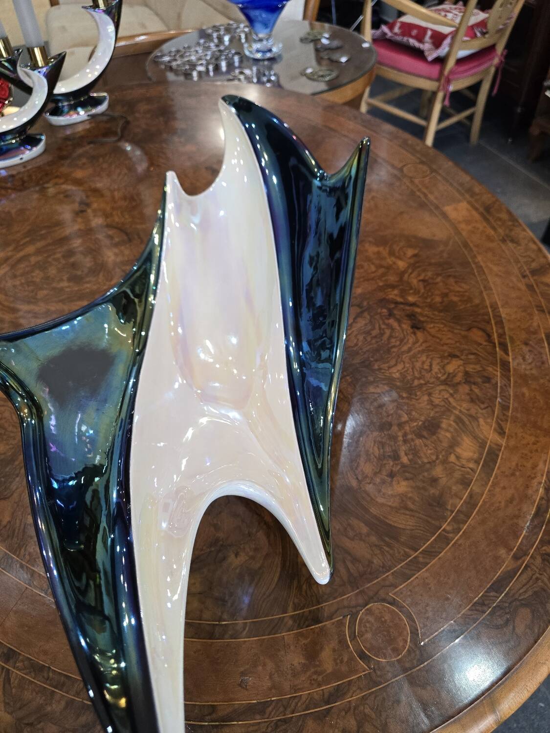 Verceram Asymmetrical Space Age Cut