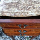 Tables de chevets en marqueterie plateau marbre style louis xv