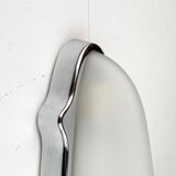 Geco wall light for indoor and outdoor use, postmodern Italian design by Luciano Pagani and Angelo Perversi for Arteluce, 1990s.