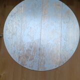 Industrial chair tripodeva screws