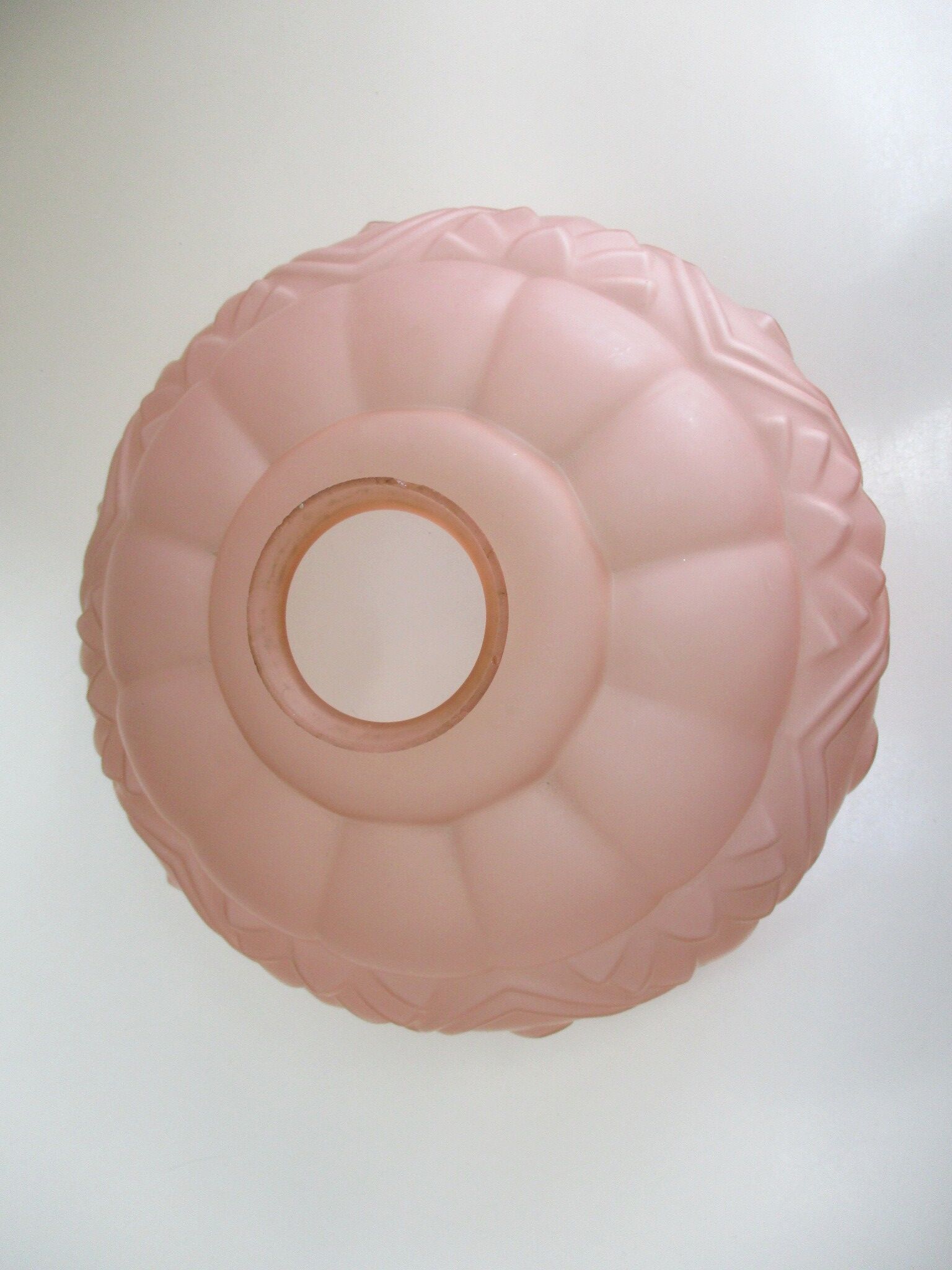 Suspension art deco lampshade pink glass paste