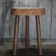 Tabouret vintage, tabouret bois , brutaliste, porte-plante, déco intérieur