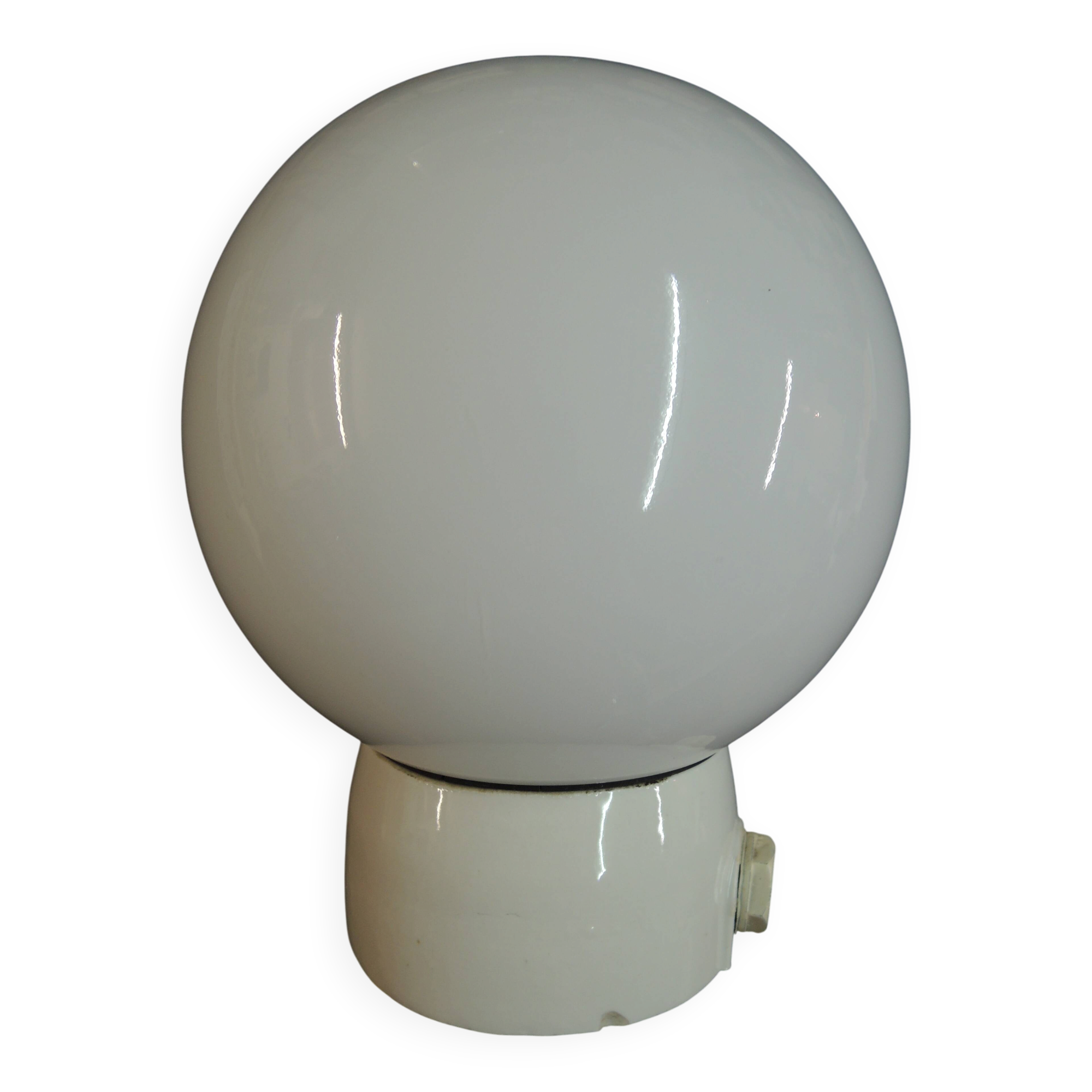 Ball ceiling light