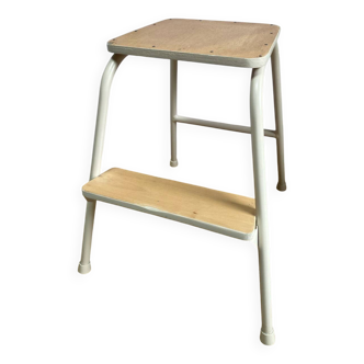 Old workshop stepladder refurbished – light wood and cream structure