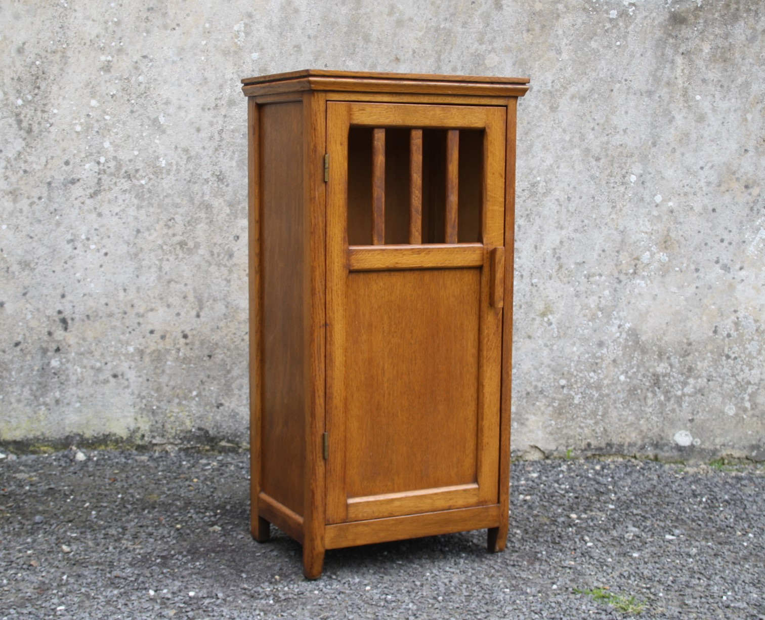 Meuble d'appoint en bois