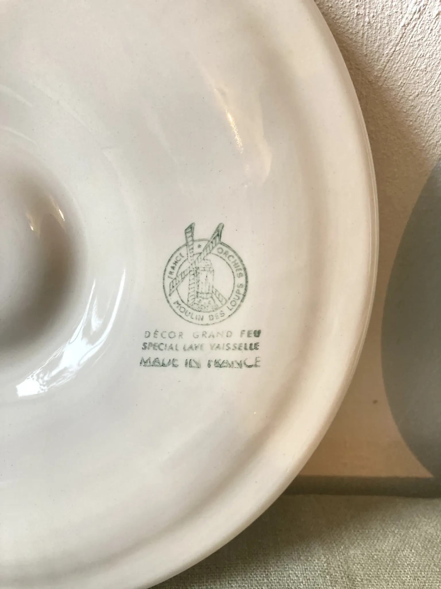 Oyster service Moulin des Loups – 8 plates and 2 dishes, 1970s