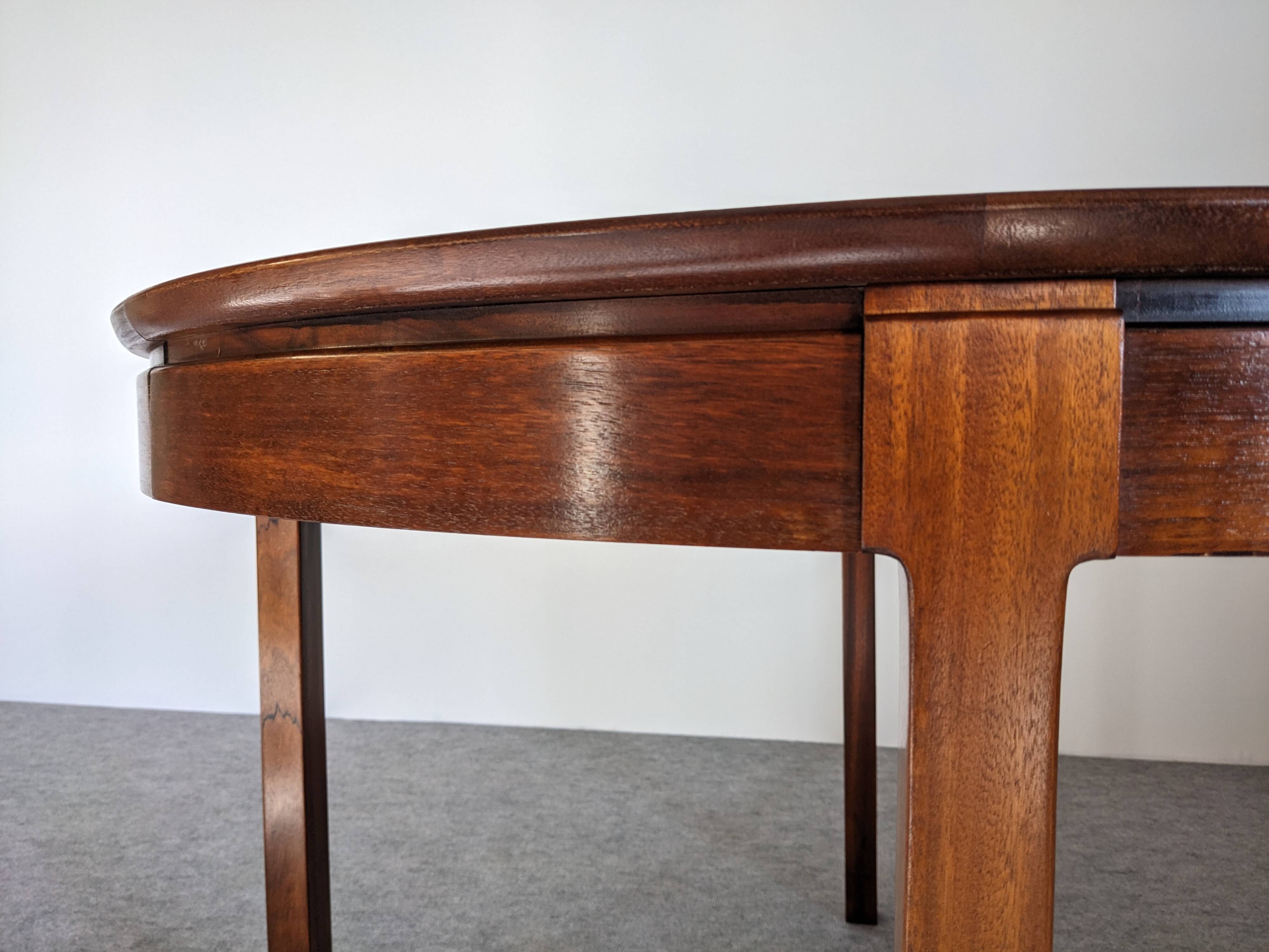 Extendable teak dining table from the 60s/70s