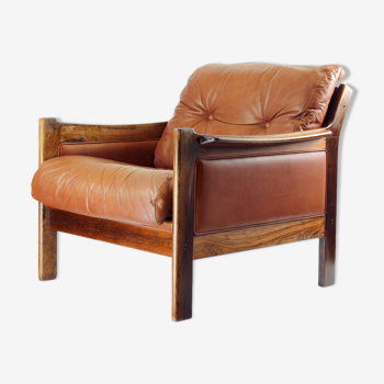 Fauteuil mid century en cuir de cognac et bois de rose massif, 1970s