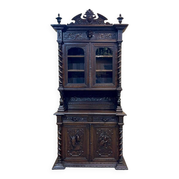 Buffet 2 corps Renaissance en chêne, travail du 19ème