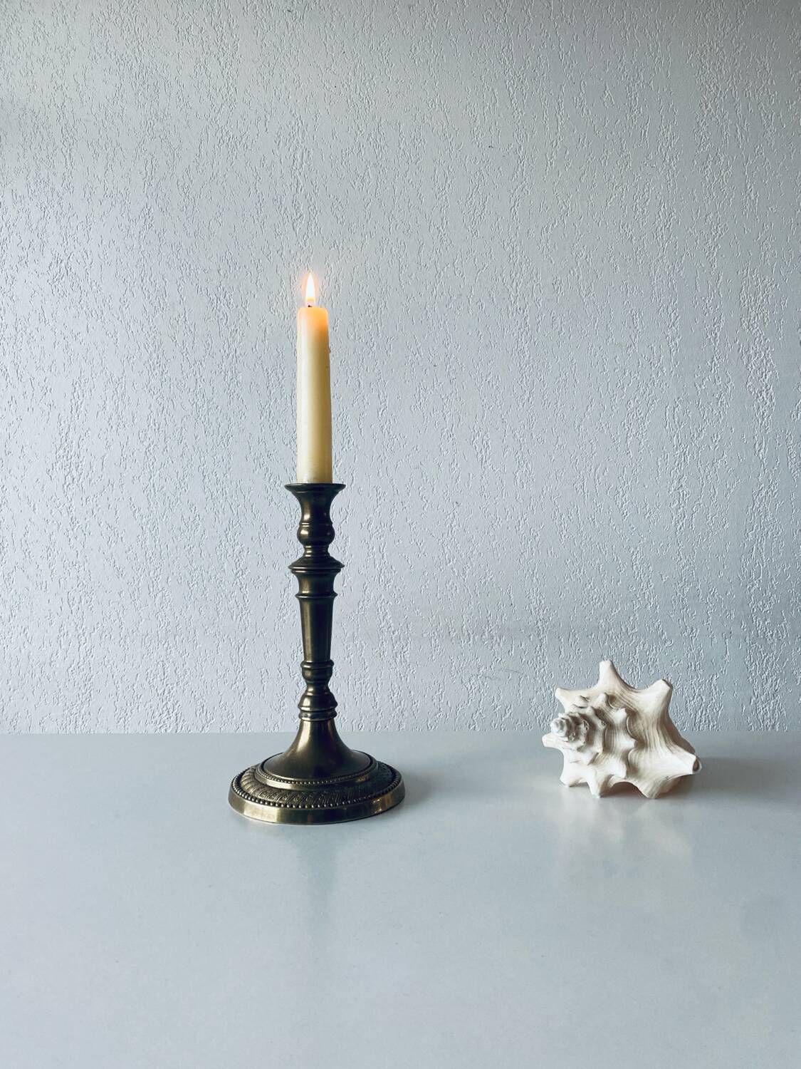 Bronze candle holder