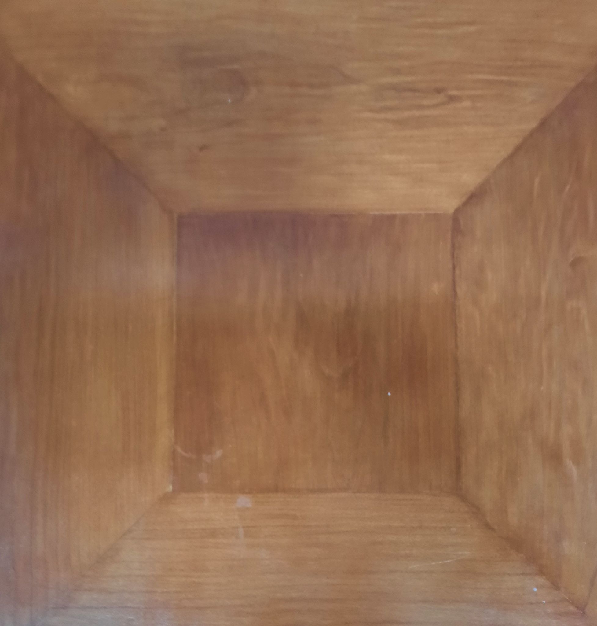 Table basse carrée en bois de plaquage