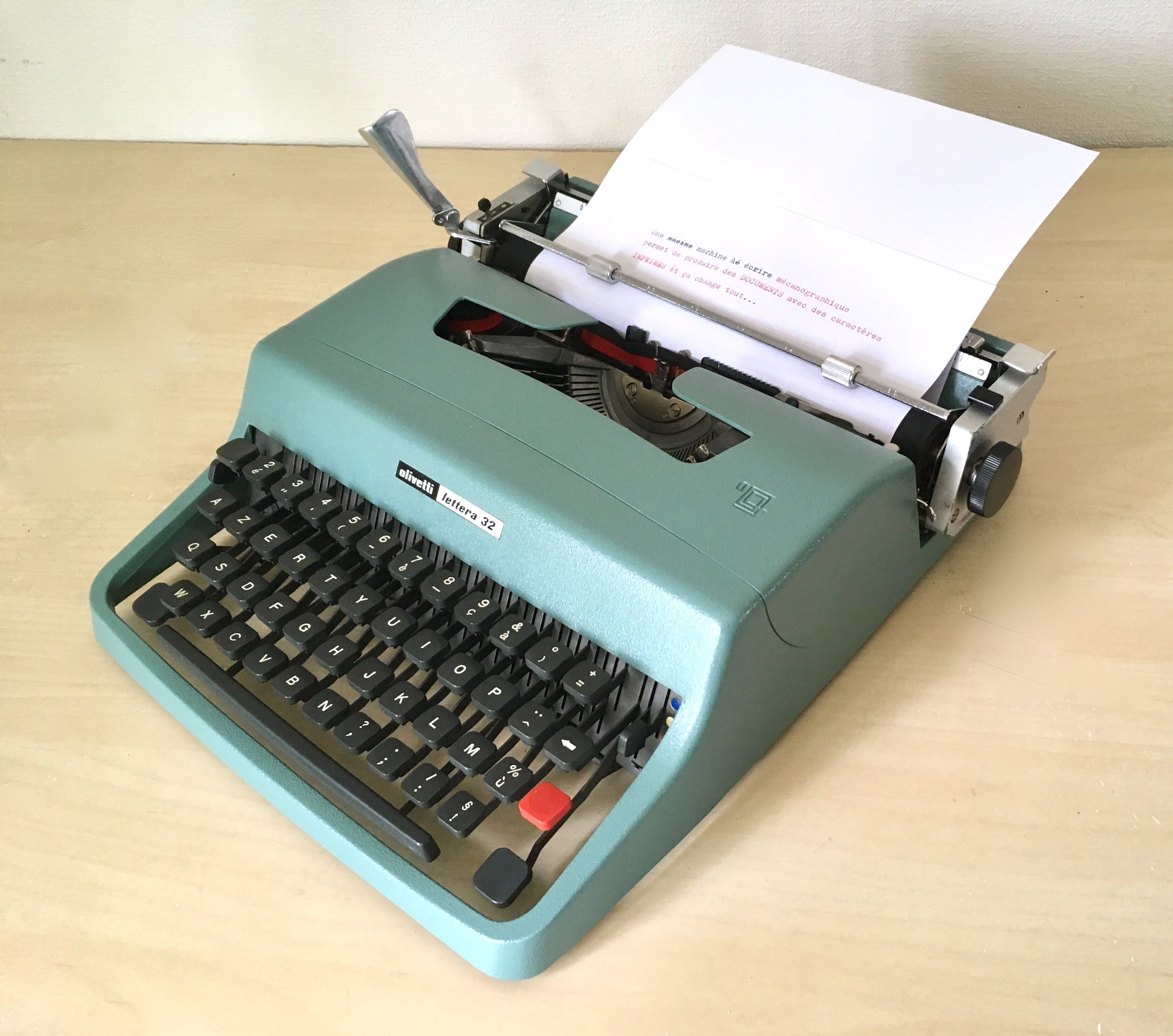 Olivetti Lettera Typewriter 32 60s