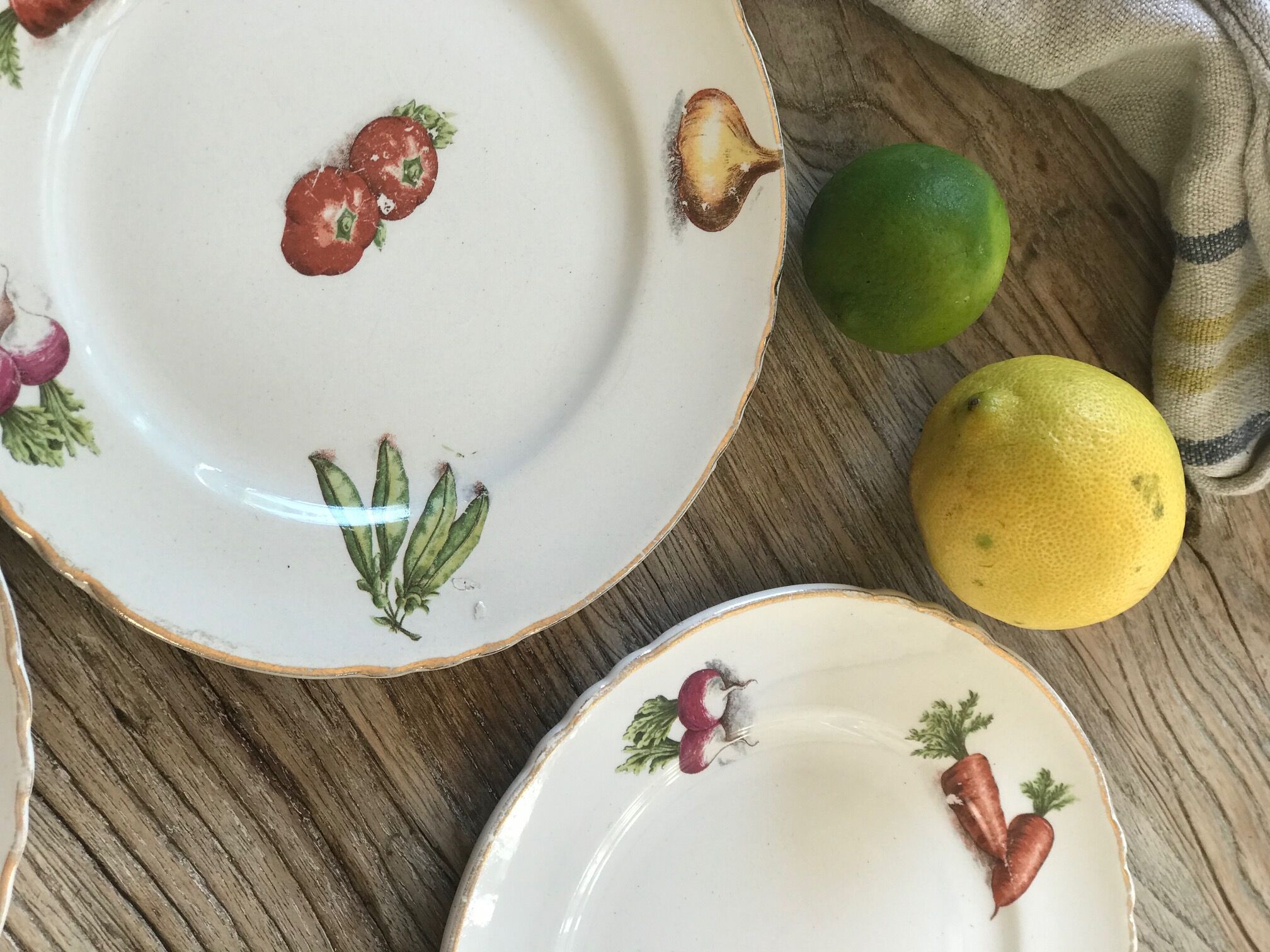 Set of 6 old dessert plates