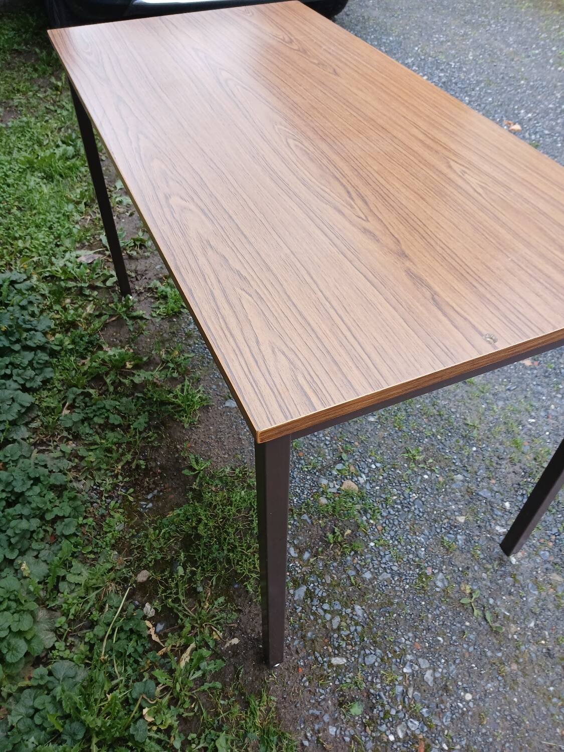 Table ancienne en formica et métal