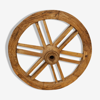 Ancienne roue de charrue en teck
