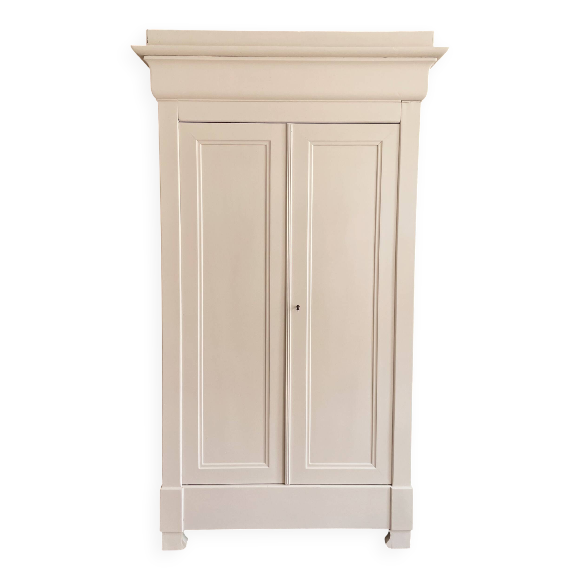 Walnut wardrobe, early 20th century