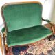 Banquette en velours vert