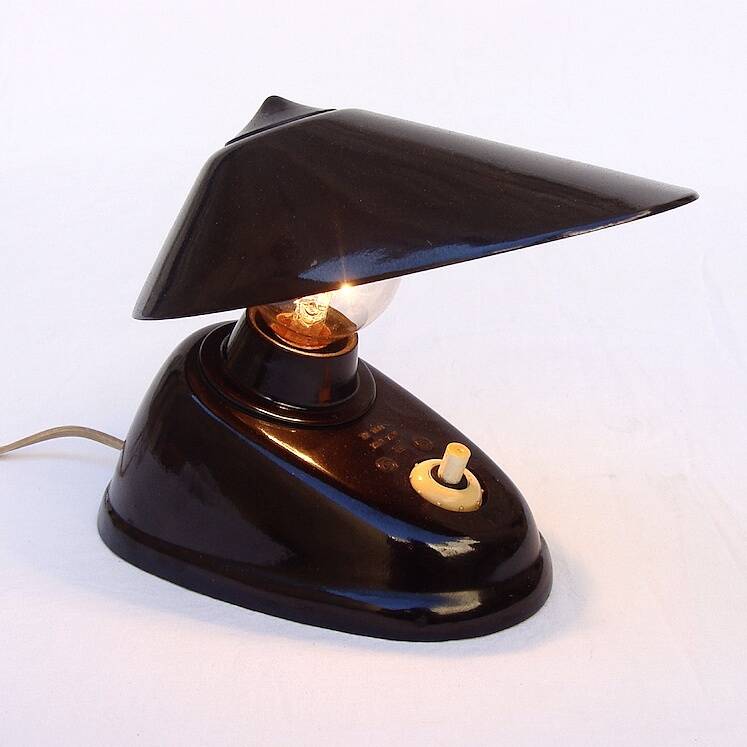 1930 wall lamp in Art Deco bakelite