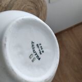 Pillvuyt pitcher