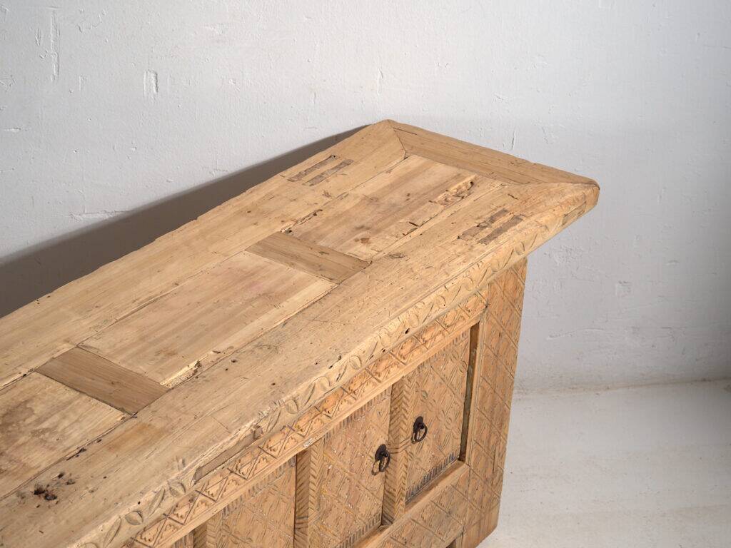 Old carved pine wood buffet – China, circa 1900