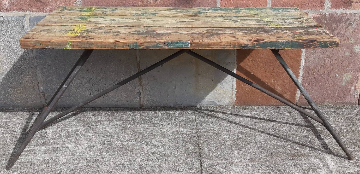 Folding workshop table