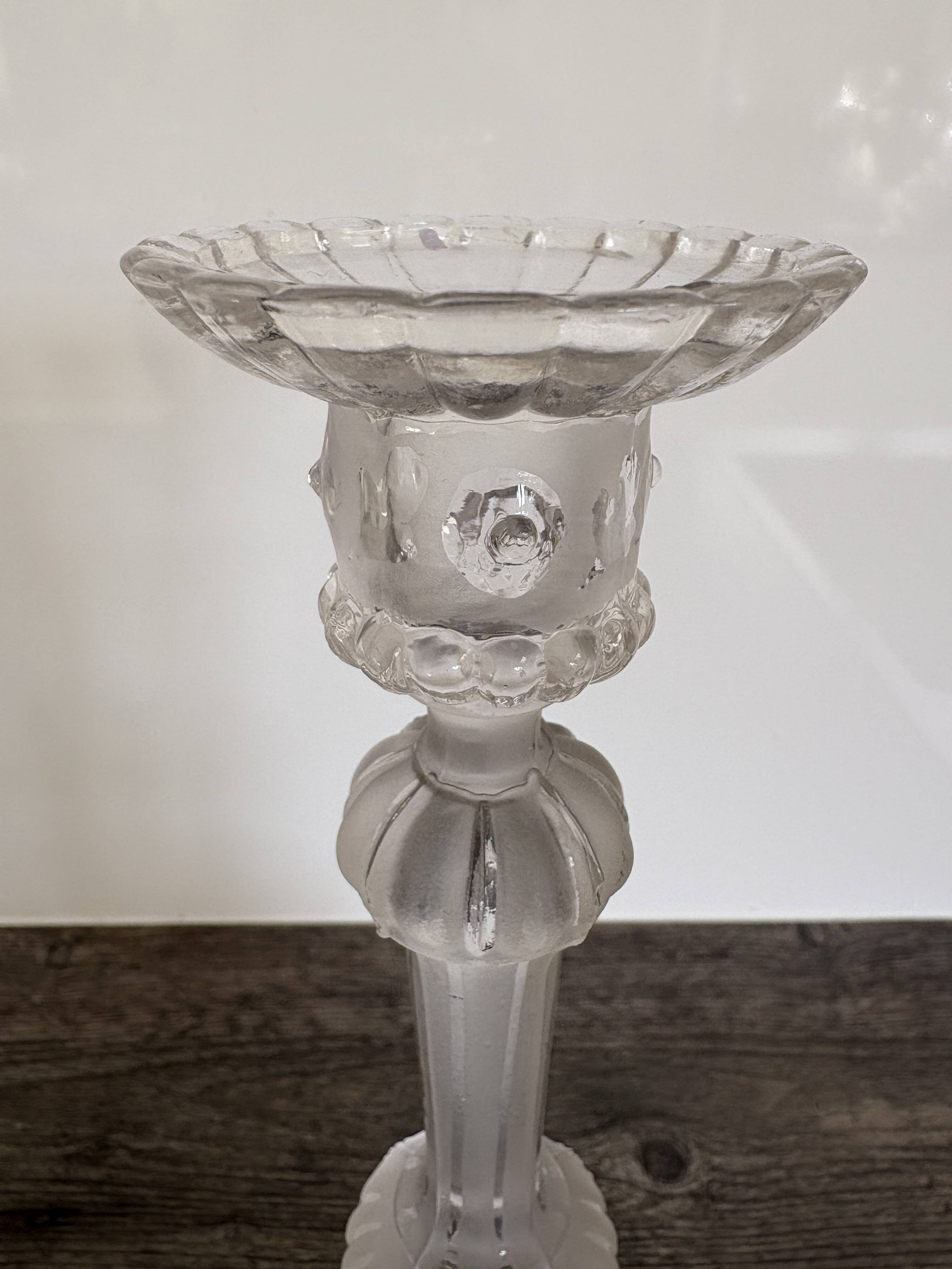 Pair of antique candlesticks Val Saint Lambert - Griffin model