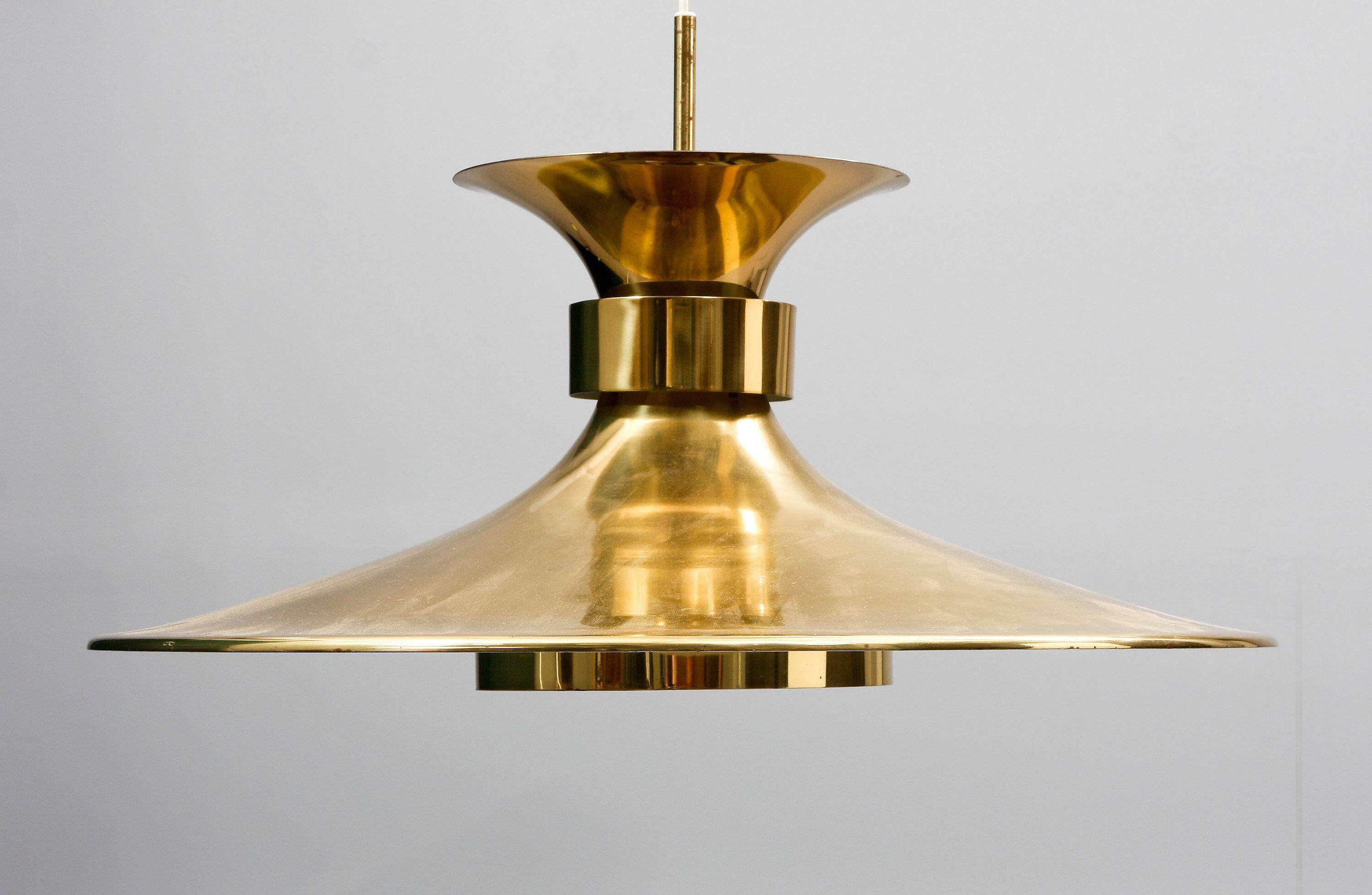 Grande lampe à suspension Boras en laiton de Borens, Suède, 1960