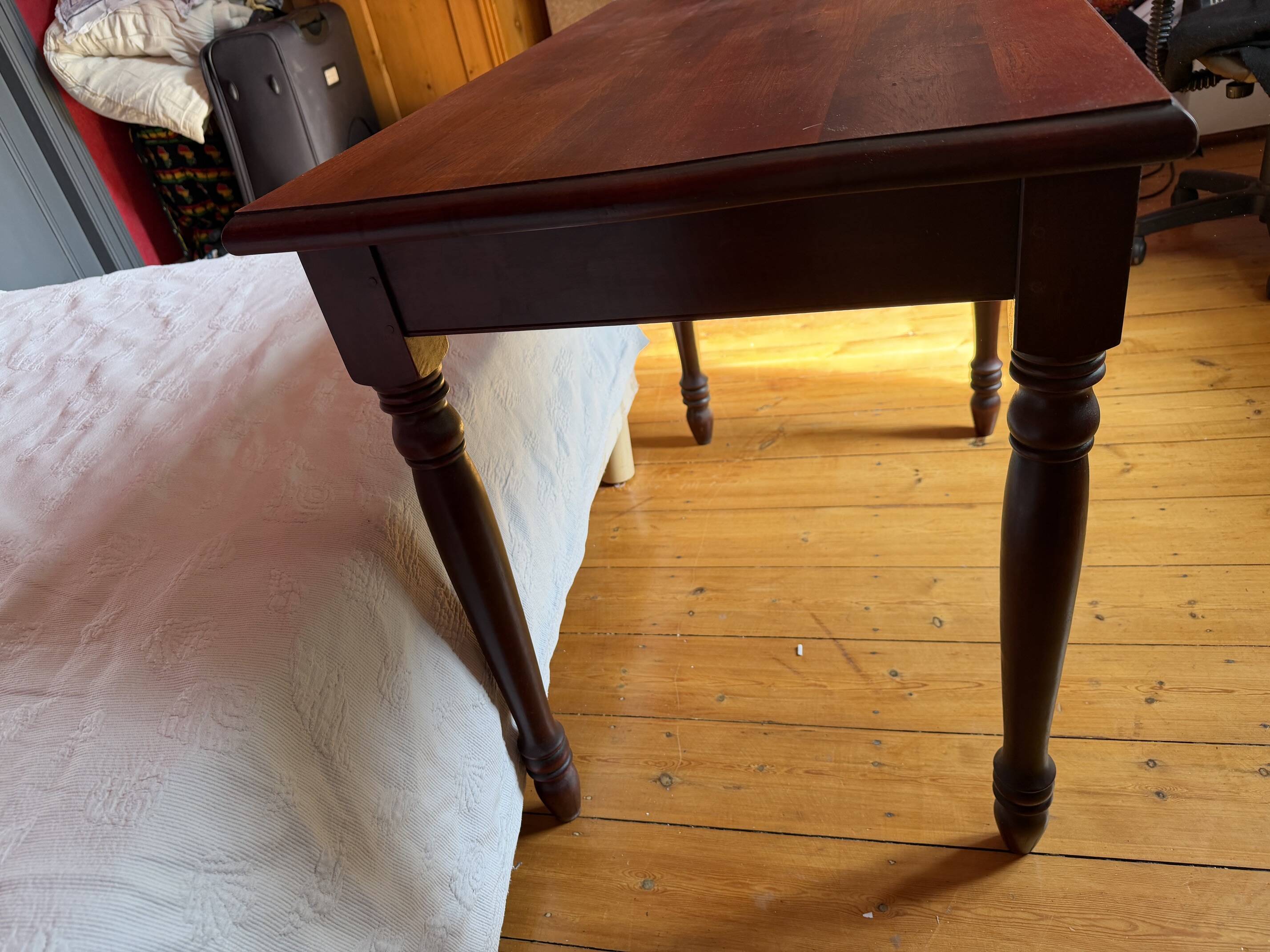 Belle Époque Desk — Carved openwork mahogany, baluster legs