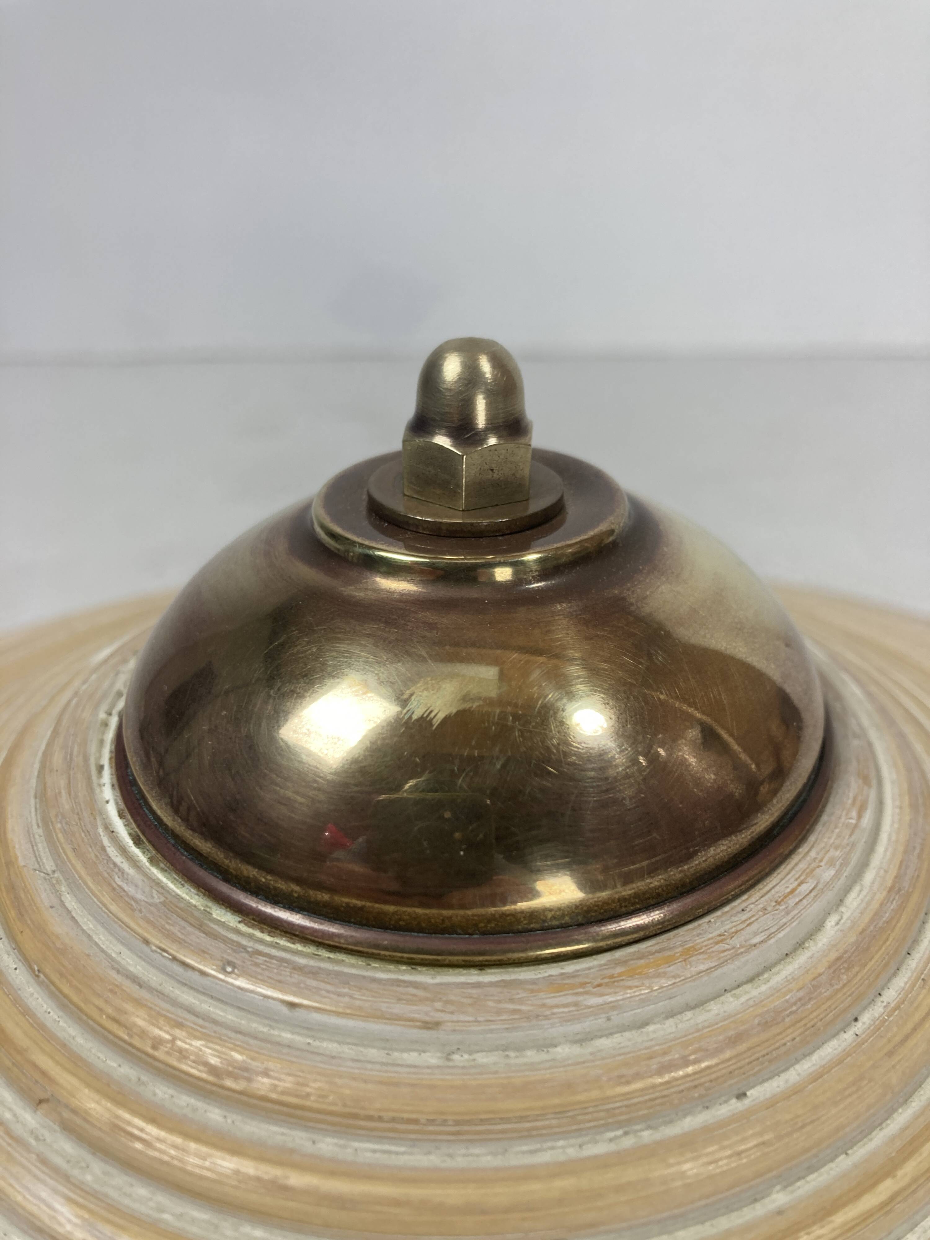 Lampe de table "théière" en rotin et bambou, Italie, années 1970