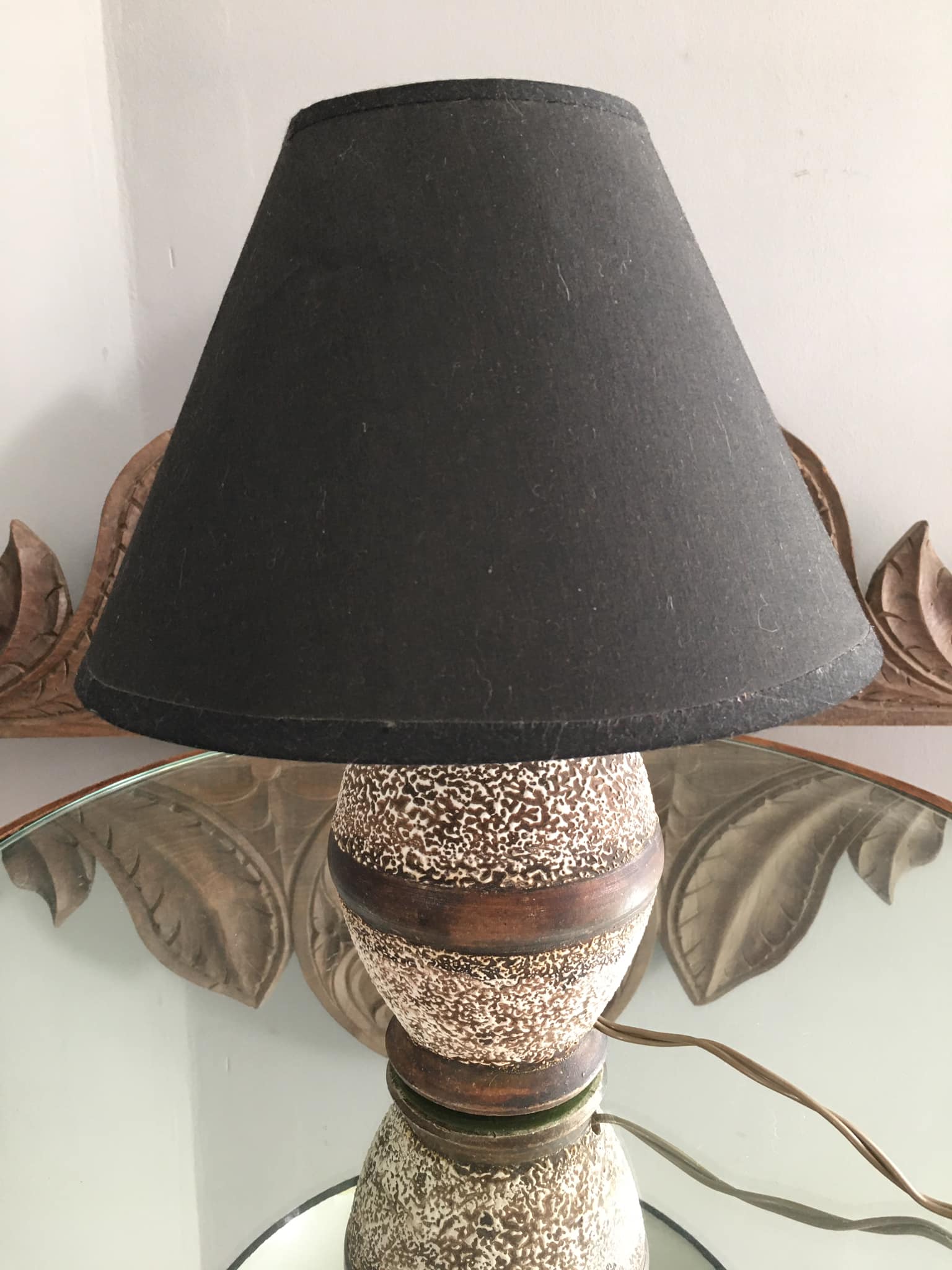 Antique ceramic lamp stand. Brown.